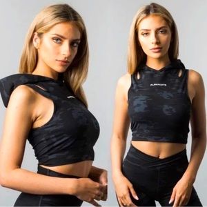 Alphalete Surface Crop Hoodie - Black Camo Size Small